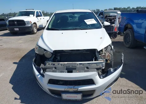 2015 Chevrolet Sonic Lt Auto из США, поврежденный, VIN 1G1JC5SH2F4123952